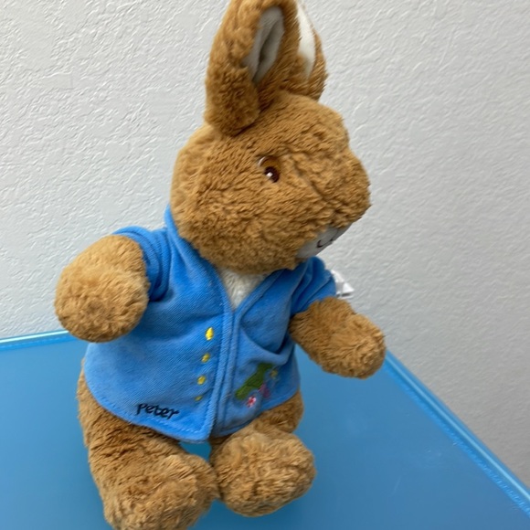 The Original Peter Rabbit Stuffed Animal - Picture 2 of 5